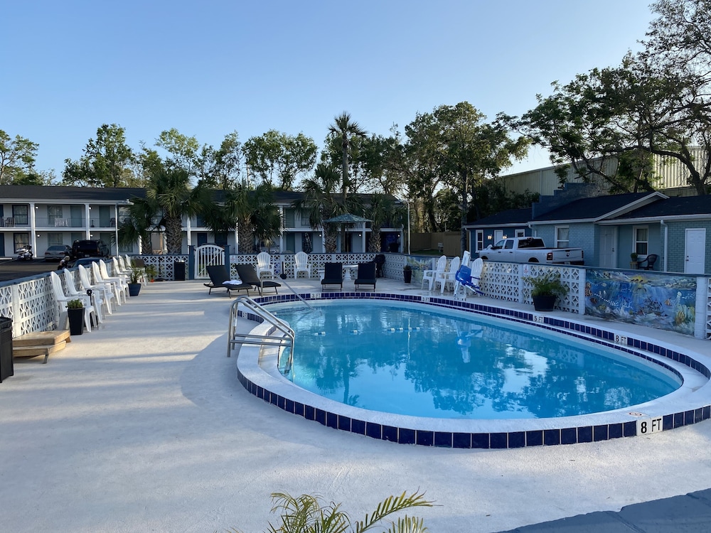 Gulf Coast Inn - photo 31