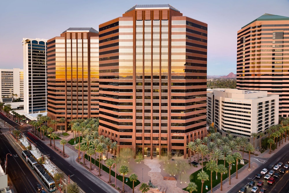 Embassy Suites by Hilton Phoenix Downtown North - photo 78