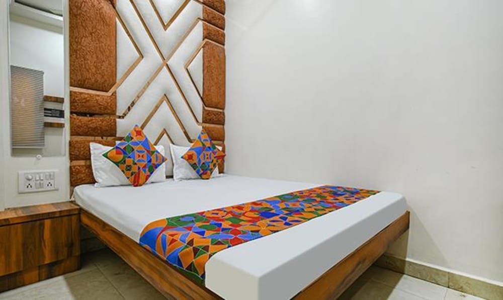 Fabexpress Jugnu Palace in Ujjain, India