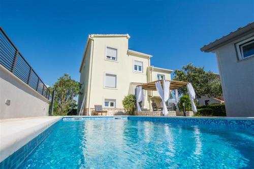 Villa Ana — 4-Star Luxury Hotel in Zadar, Croatia