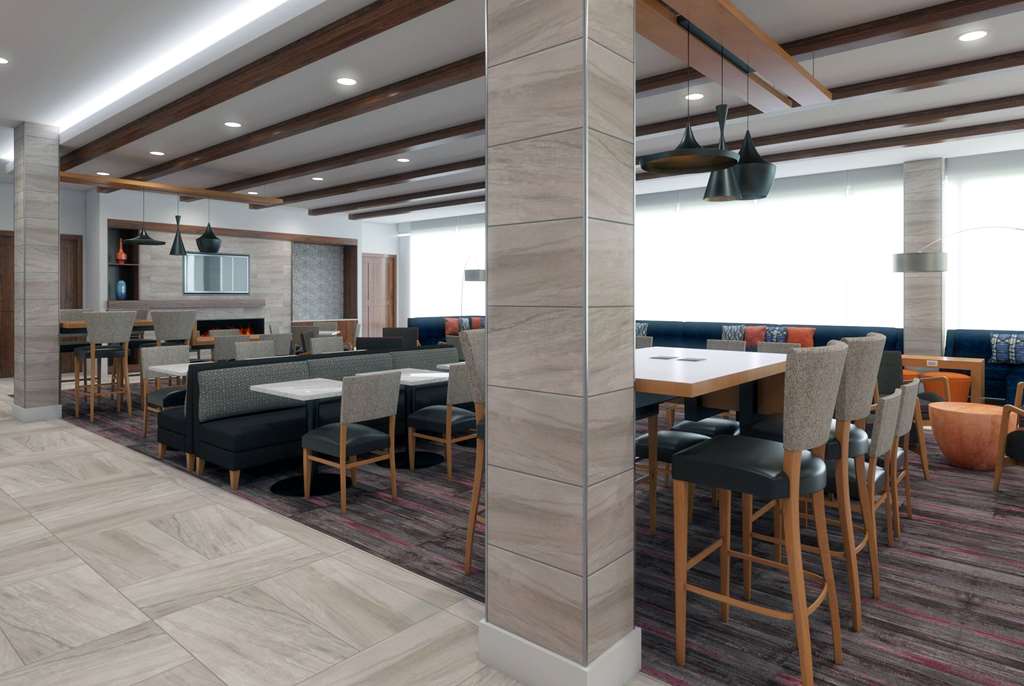 La Quinta Inn & Suites by Wyndham Mount Laurel Moorestown - photo 7