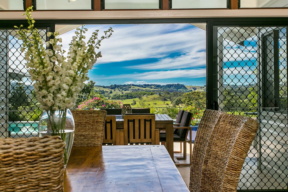 Cheralee - carbon neutral hotel in Suffolk Park