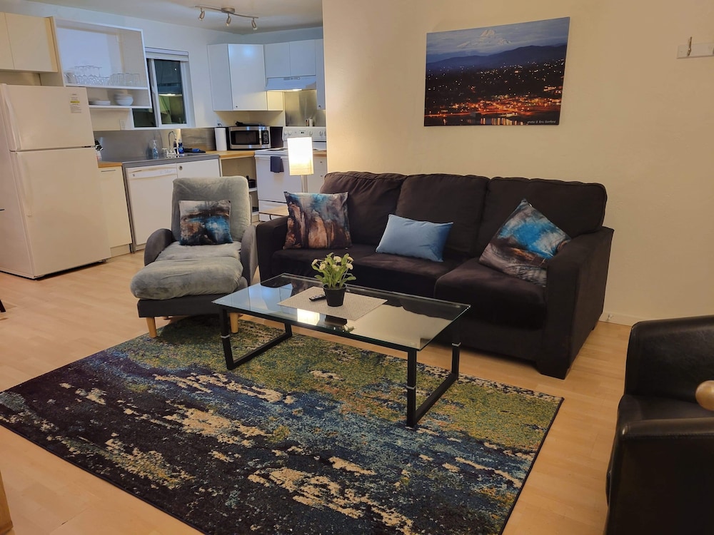 Hood River Suites Apartment Hotel - photo 38