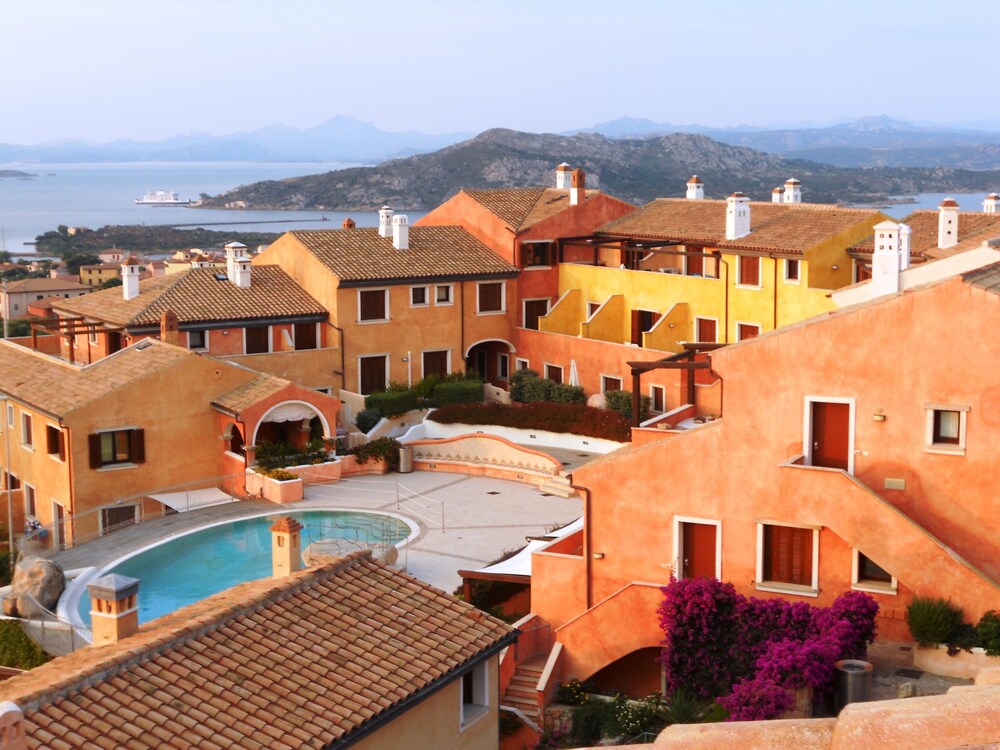 Residenza Borgo Punta Villa — 4-Star Luxury Hotel in La Maddalena, Italy