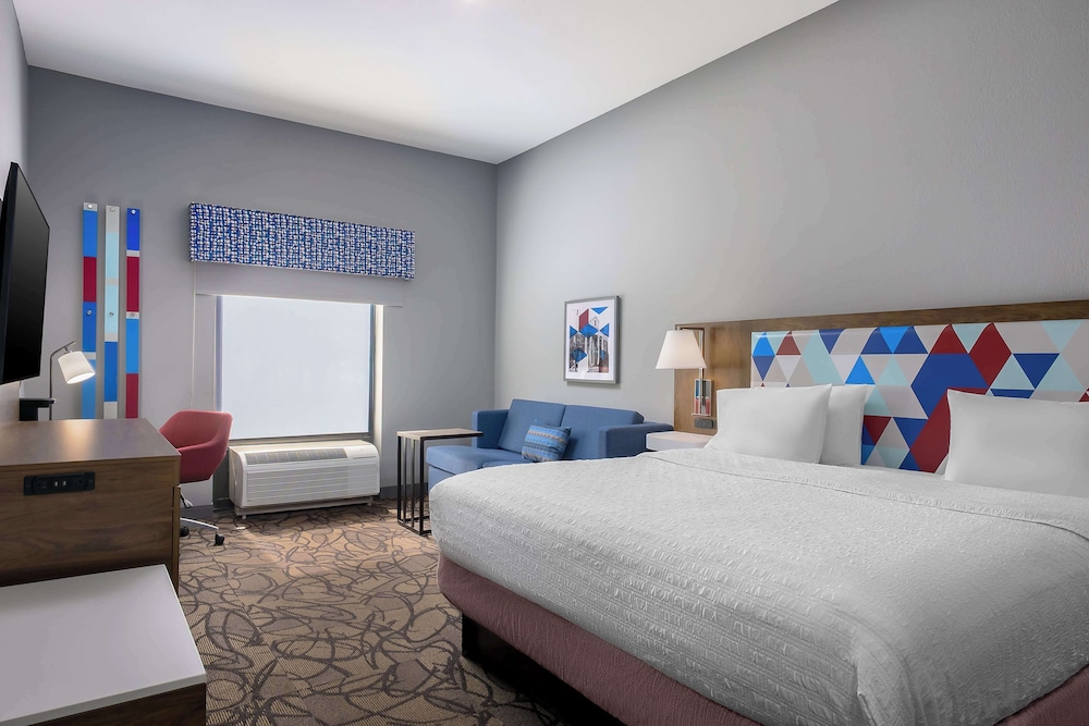 Hampton Inn & Suites Birmingham Pelham - photo 17
