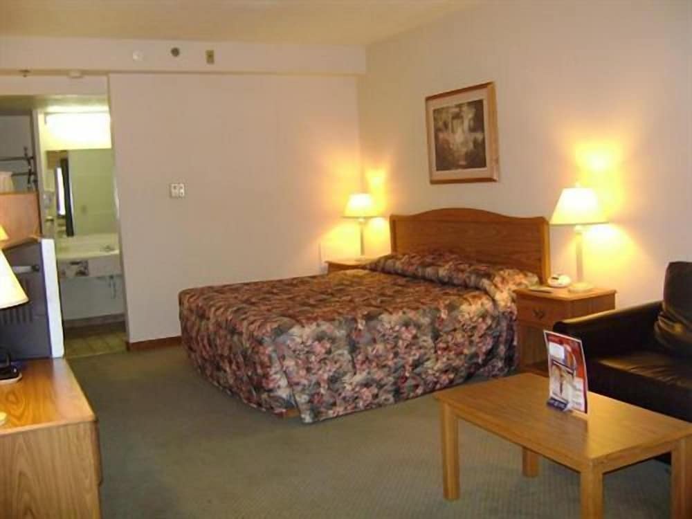 Baymont by Wyndham Fargo - photo 39