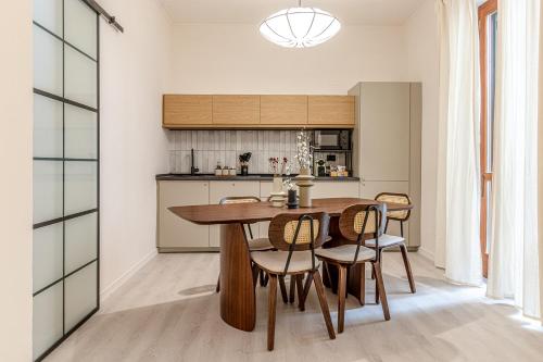 Wabi Sabi Apartment Posto Auto Privato Livorno — 4-Star Luxury Hotel in Livorno, Italy