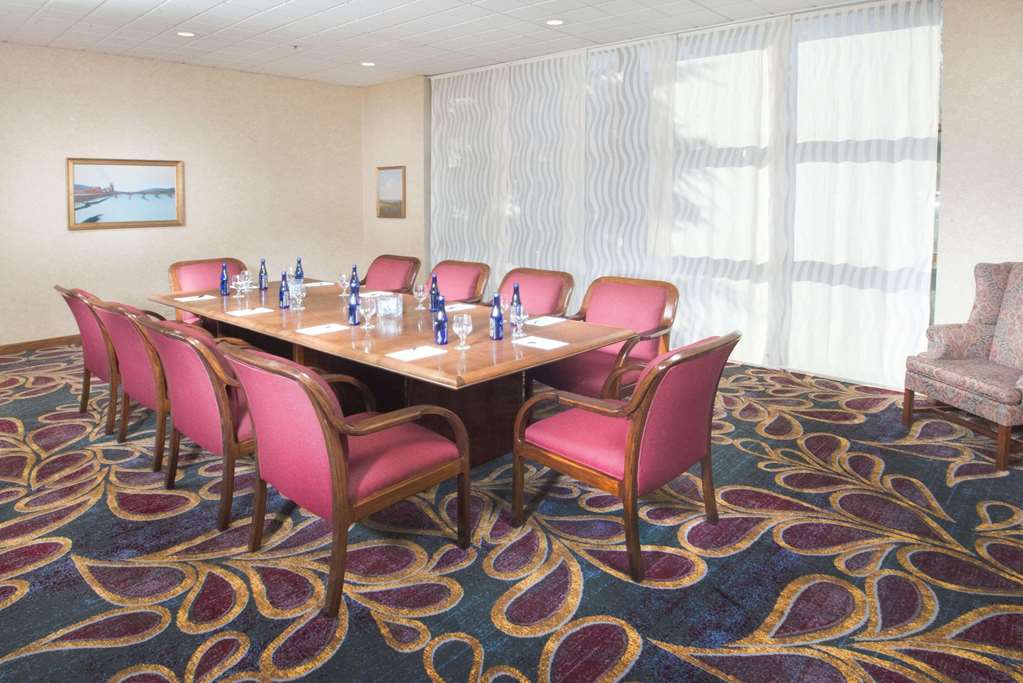 Radisson Hotel Corning - photo 26