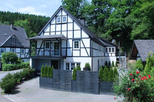 Sallinghaus — 4-Star Luxury Hotel in Eslohe, Germany
