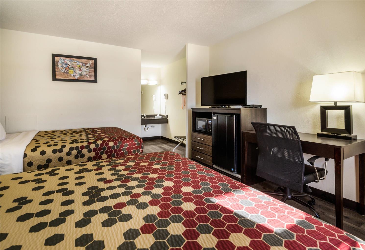 Econo Lodge Glade Springs I 81 - photo 12