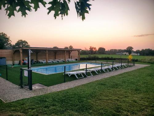 Les Gites de la Bouldoire Renaissance — hotel in Rignac
