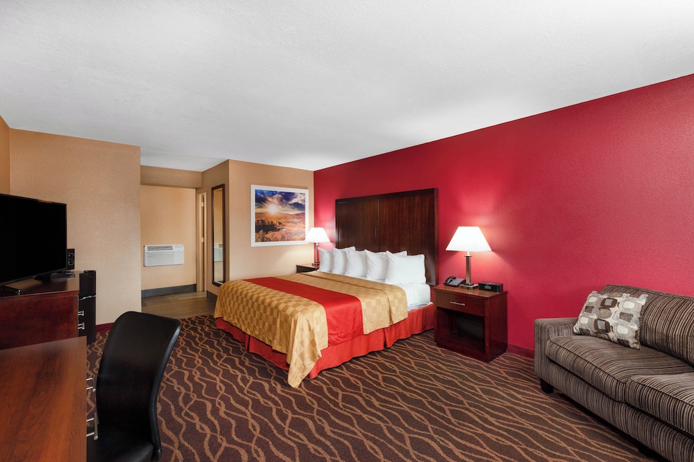 Rosewood Inn and Suites - photo 9