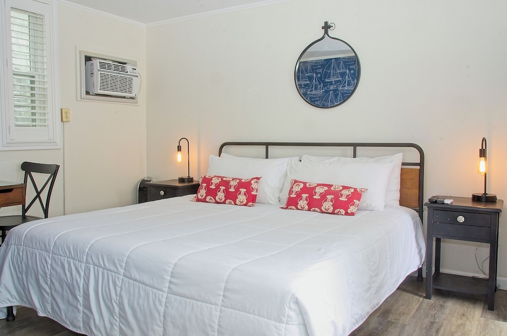 Vineyard Harbor Motel Private Beach - photo 107