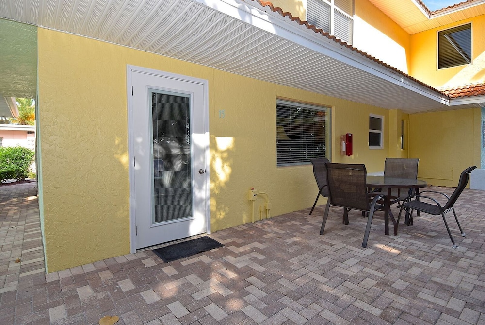 A Beach Retreat - photo 135