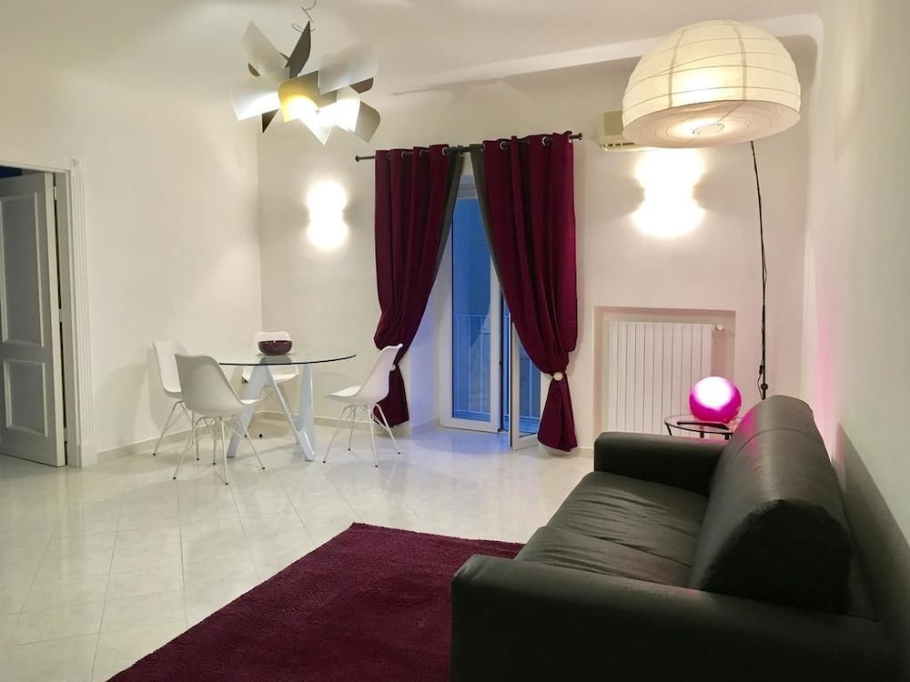 Oasi Del Plebiscito — 4-Star Luxury Hotel in Naples, Italy