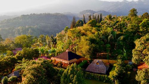 Rinjani Lighthouse - carbon neutral hotel in Unknown City