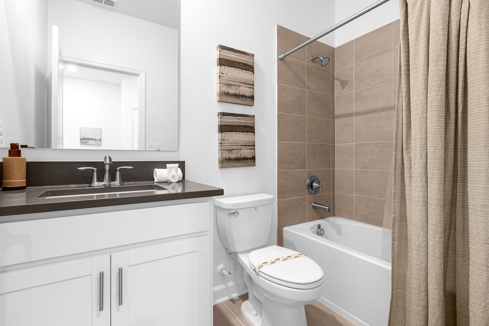 Upstay Modern Luxury Home w Pool Spa Resort - photo 30