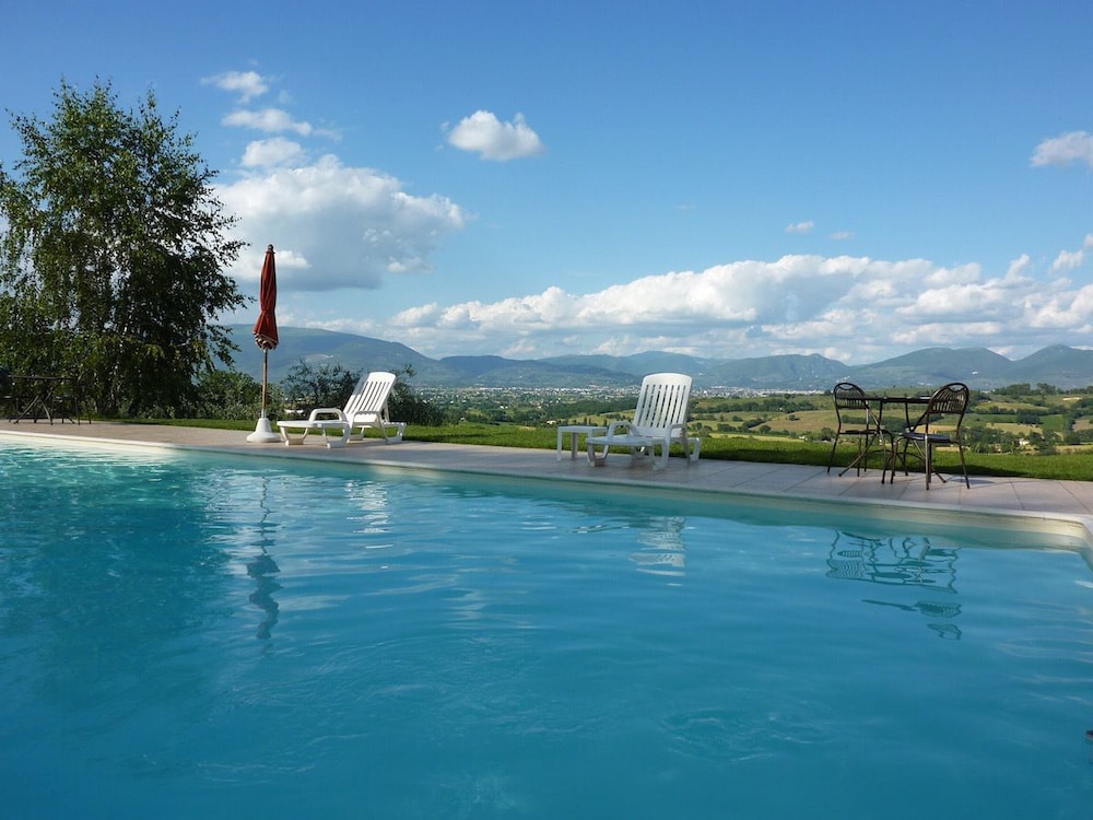 Genius Loci Country Inn — Bevagna