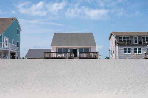 Victorias Seacret by Oak Island Accommodations - photo 24
