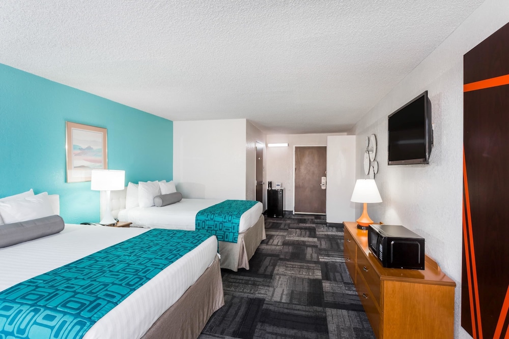 Howard Johnson by Wyndham Winter Haven FL - photo 18