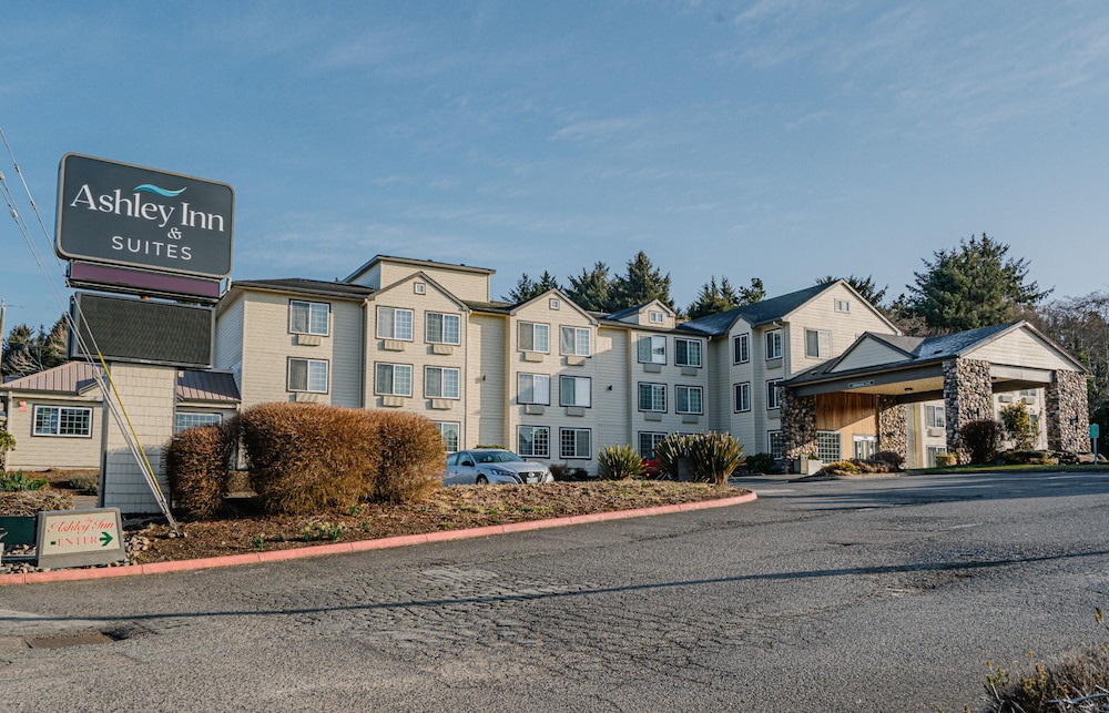 The Ashley Inn & Suites - photo 88