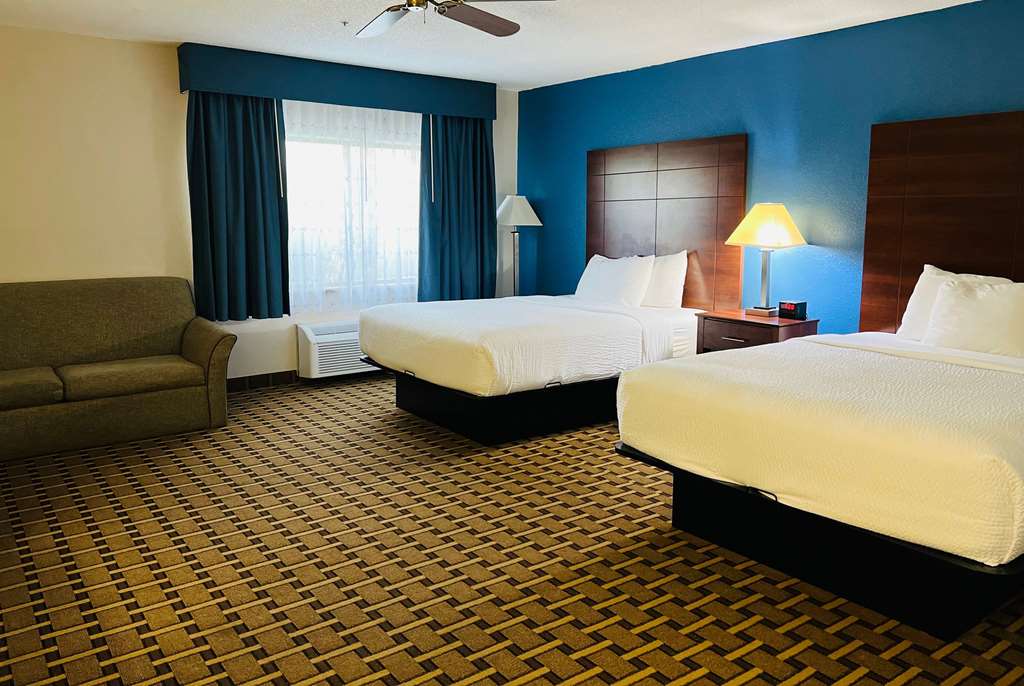 Baymont by Wyndham La Crosse Onalaska - photo 15