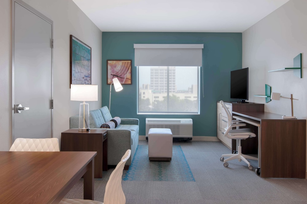 Home2 Suites by Hilton Jacksonville Downtown - photo 11