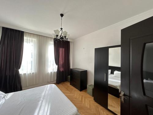 White Apartament in old tbilisi