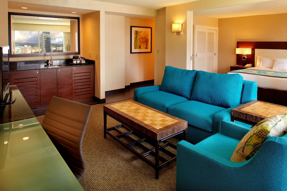 DoubleTree by Hilton Hotel Alana Waikiki Beach - photo 29