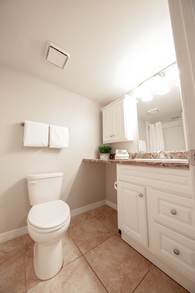 Stay Avenida Westshore - photo 19