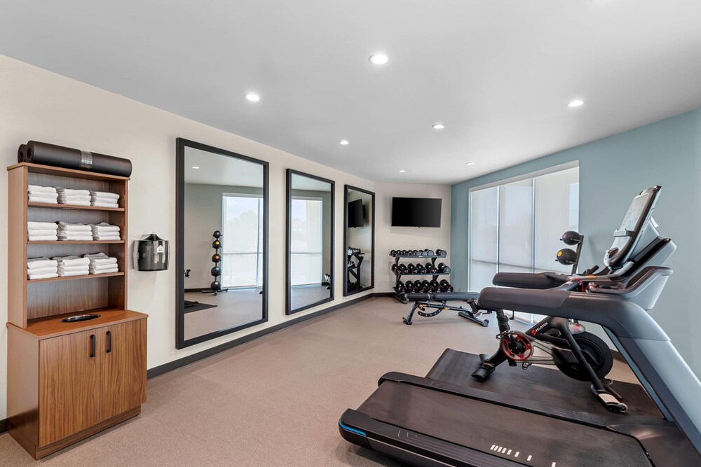 Everhome Suites Temecula - photo 46