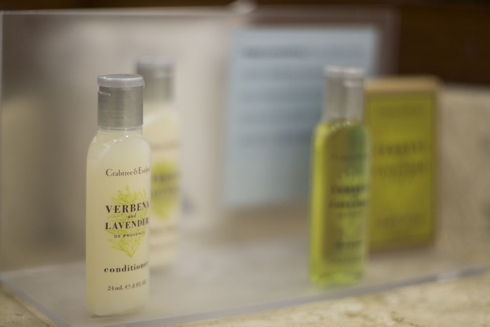 Bathroom amenities