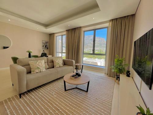 Mandela Place Luxury & Stylish Apartment — 4-Star Luxury Hotel in Cape Town, South Africa