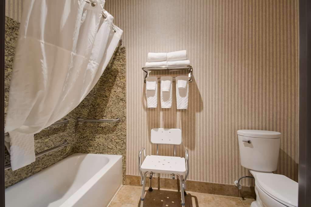 Best Western University Inn & Suites - photo 35
