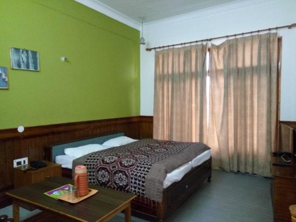 Hotel Himsagar in Almora, India