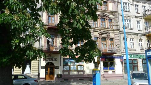 Hotelik Parkowy — hotel in Legnica