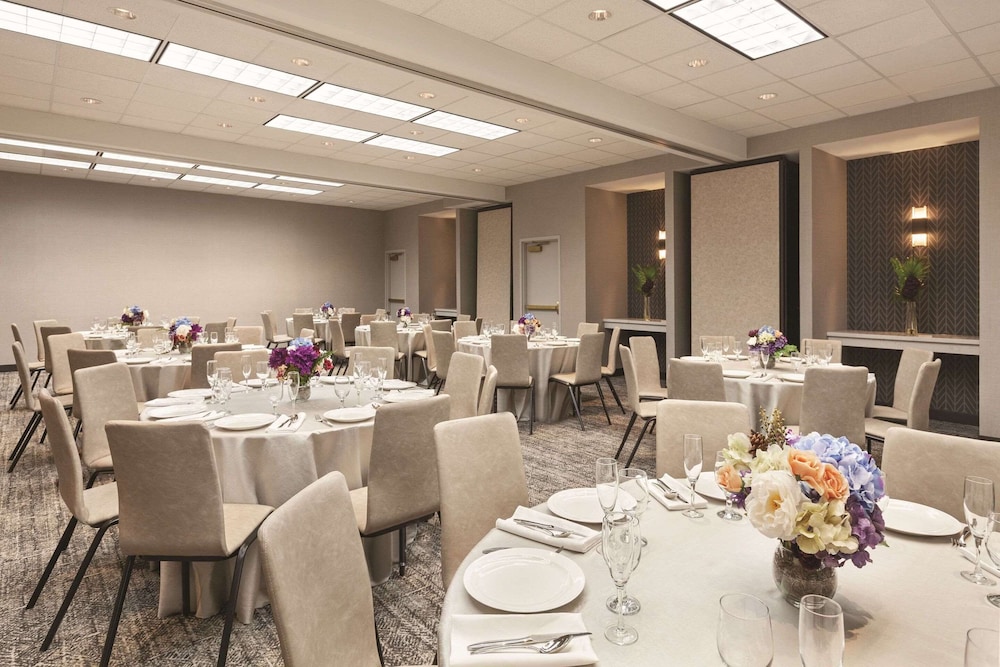 Radisson Hotel Sunnyvale Silicon Valley - photo 29