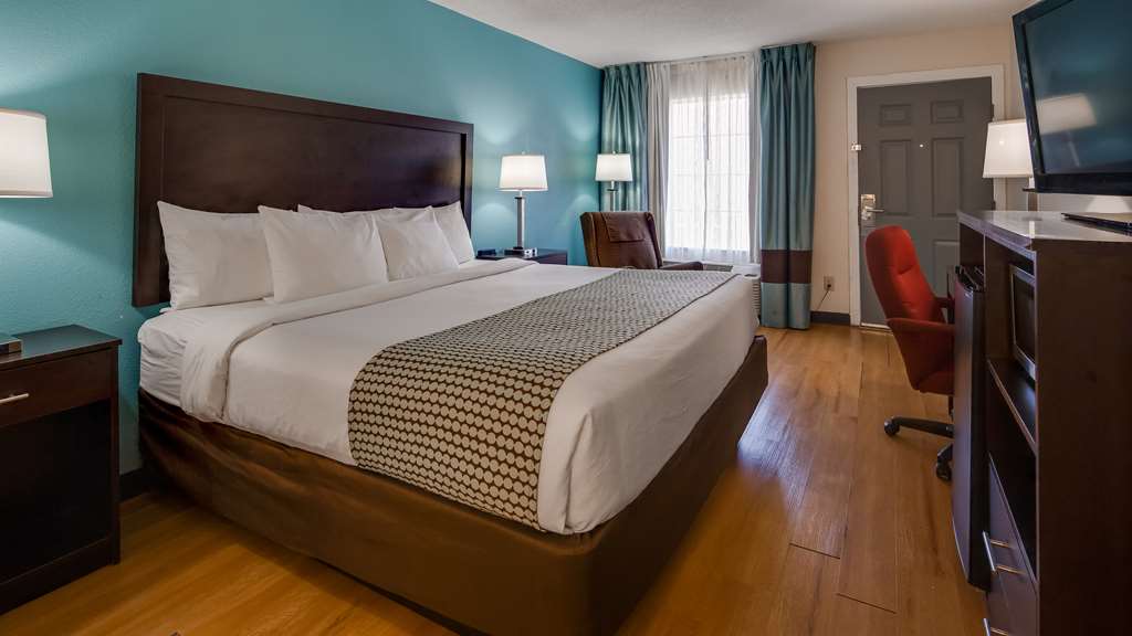 SureStay Plus Hotel by Best Western Asheboro - photo 3