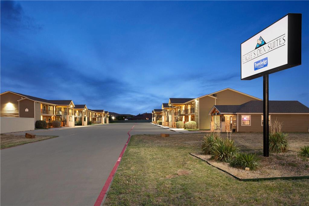 Eagle's Den Suites Andrews a Travelodge by Wyndham - photo 9