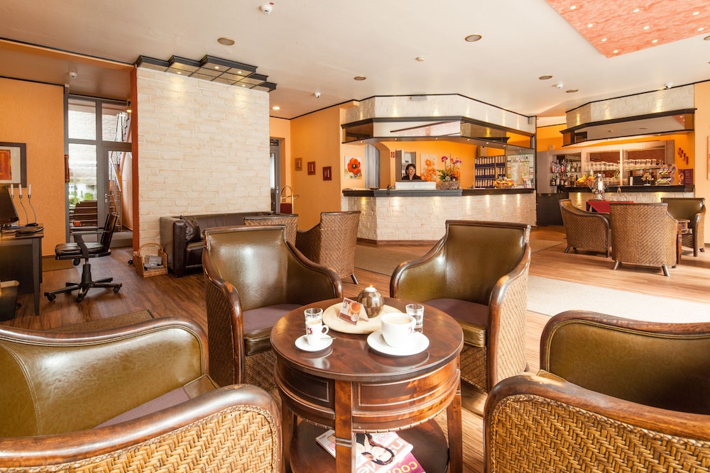 Hotel Mondial — Langenfeld — photo 3
