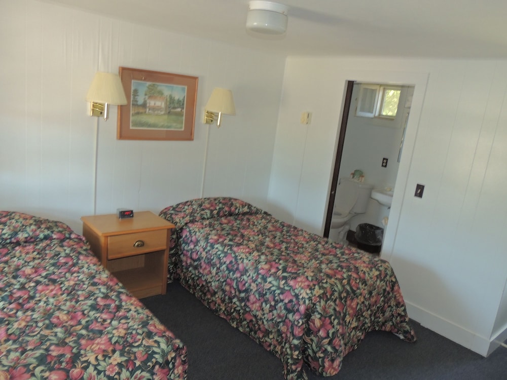 Phil & Anns Sunset Motel - photo 2