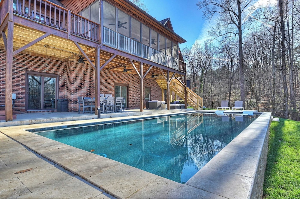 Winding Down by Avantstay Sleeps 20 Dock View — hotel in Troutman