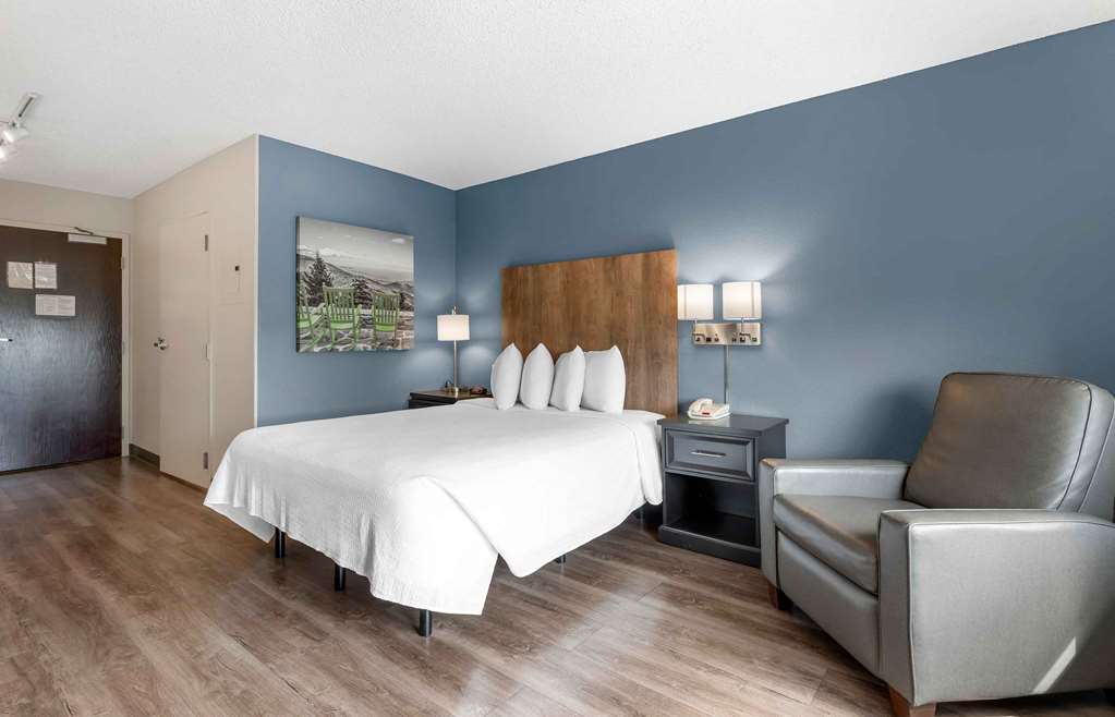 Extended Stay America Premier Suites Union City Dyer St. - photo 8