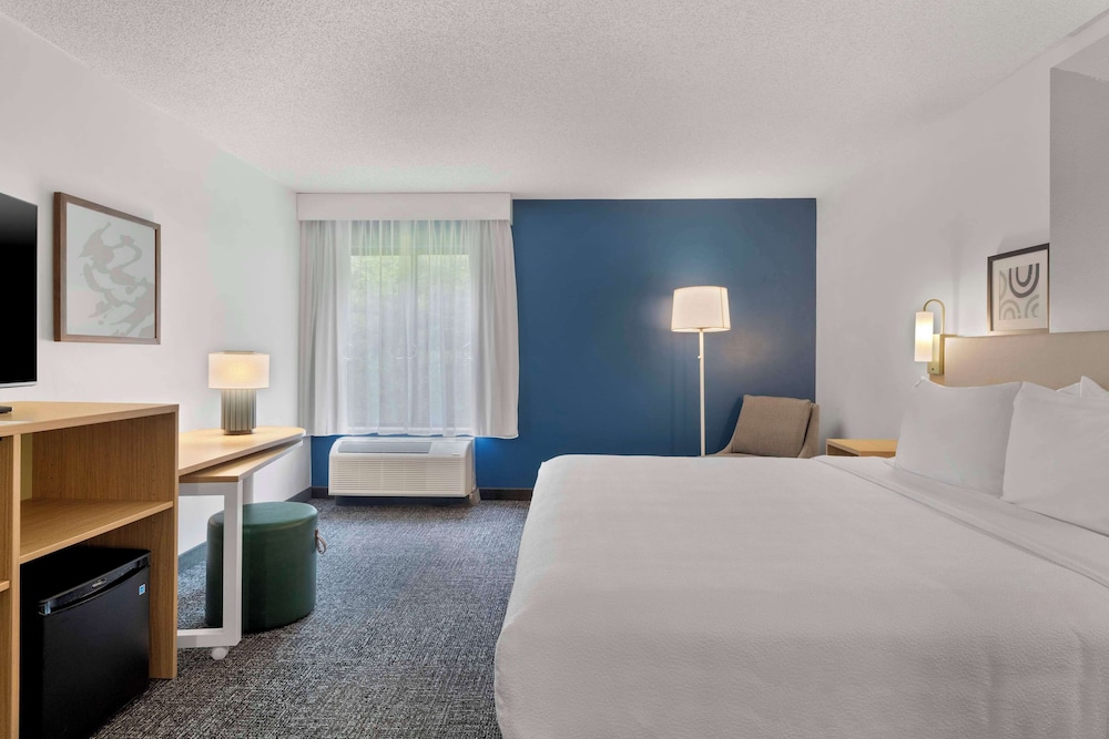 Spark By Hilton Newcomerstown - photo 19