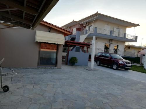 Rea's House Vrachati — 4-Star Luxury Hotel in Vrakhati, Greece