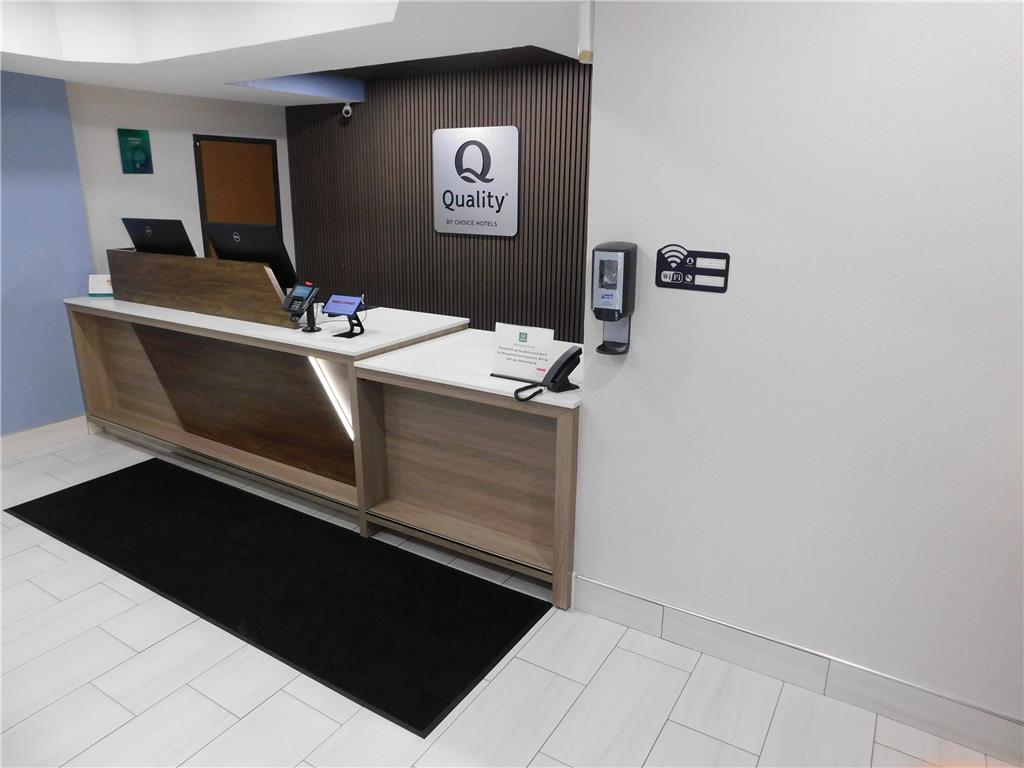 Quality Inn Pontiac - photo 13