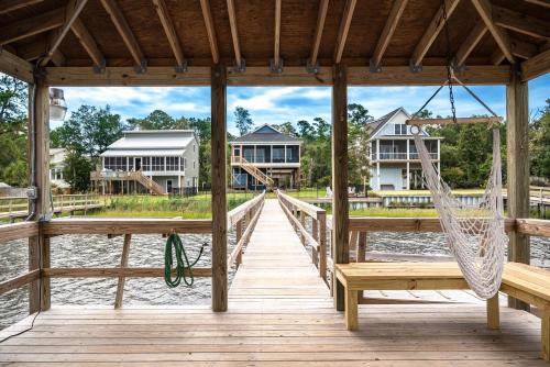 Waterway Haven by Oak Island Accommodations - photo 10