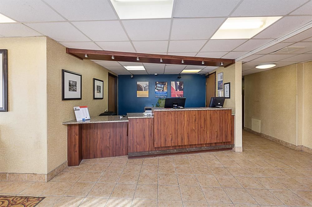 Motel 6 Moline - photo 20