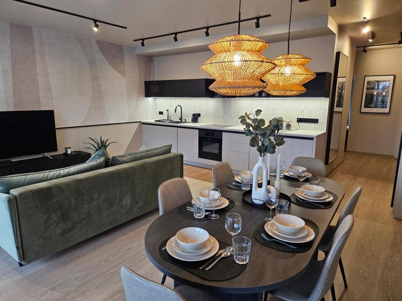 Apartament Ogrodowa — 4-Star Luxury Hotel in Lodz, Poland