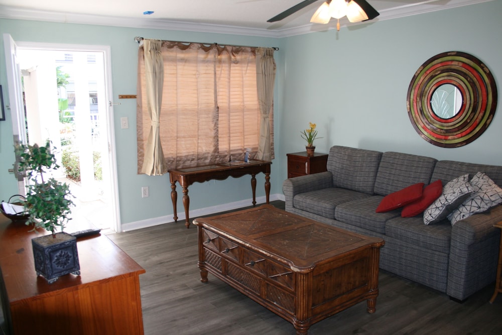 Royal North Beach All Suites - photo 12